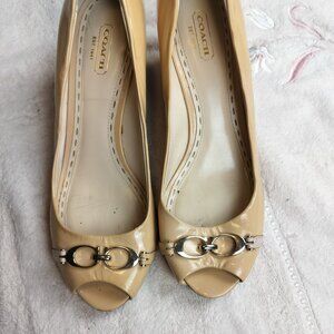Coach Neutral Beige Patent Leather Peep Toe Wedge Pumps Size 9B